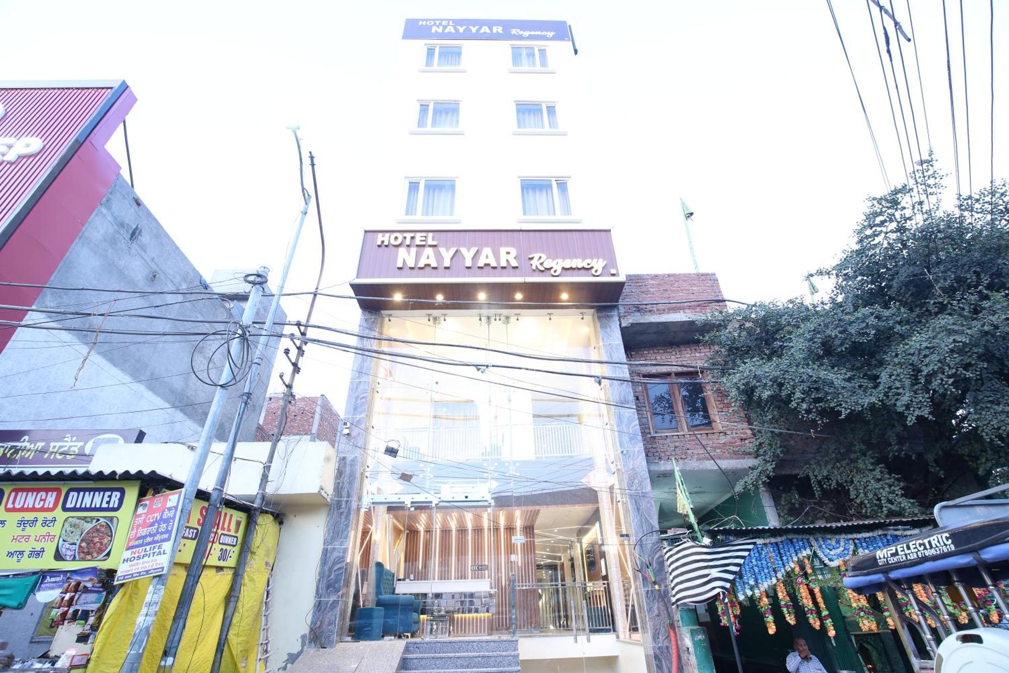 Hotel Nayyar Regency - Near Golden Temple 3*