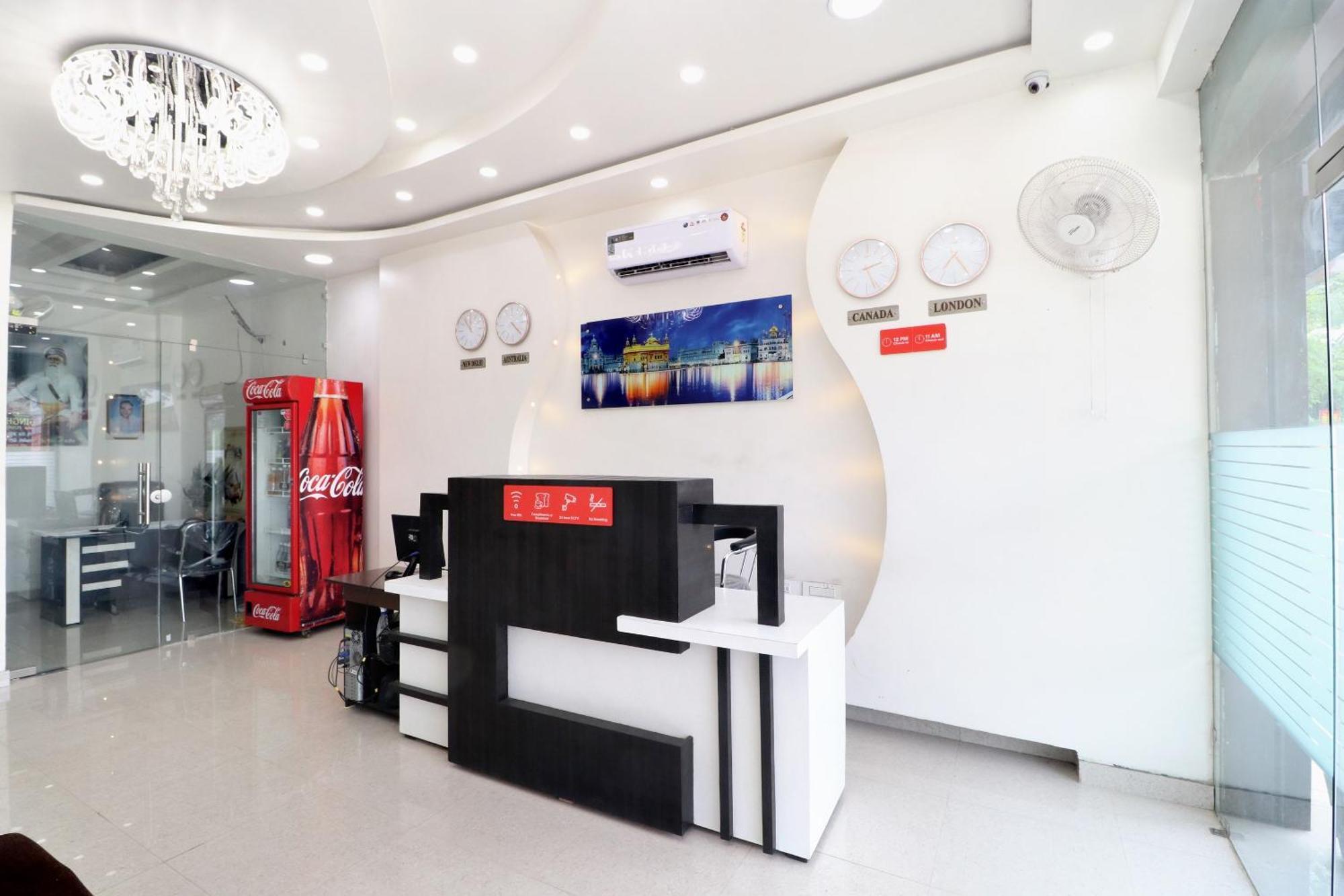 Hotel O Livinn Hub 3*