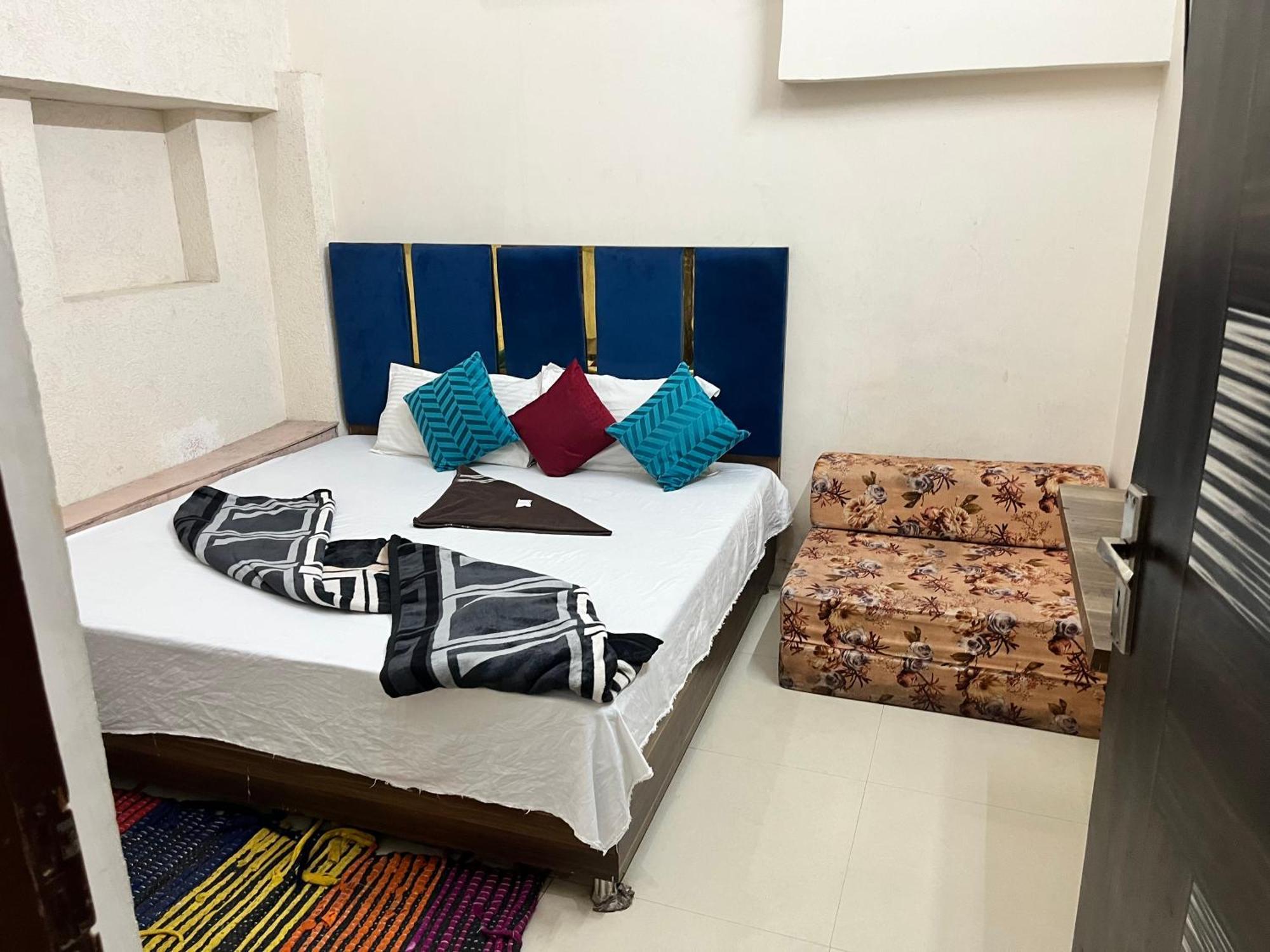 Arora Classic Guest house Amritsar