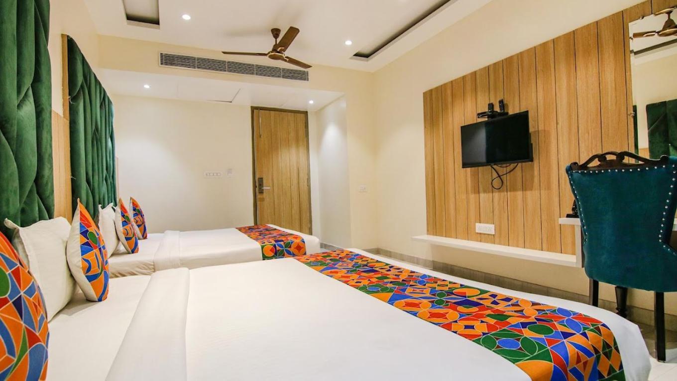 Guest house Global 3*