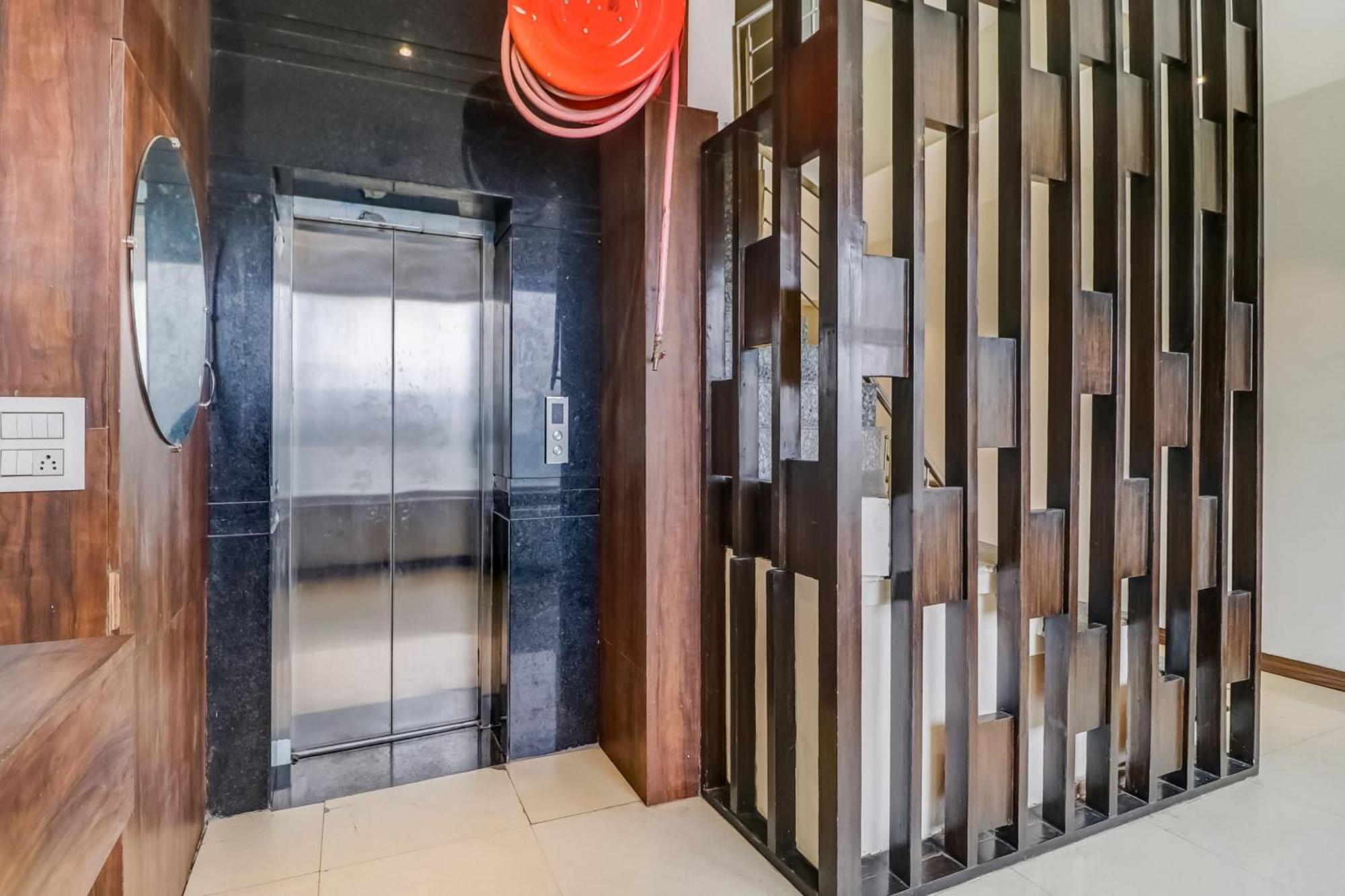 Super Capital O Hotel