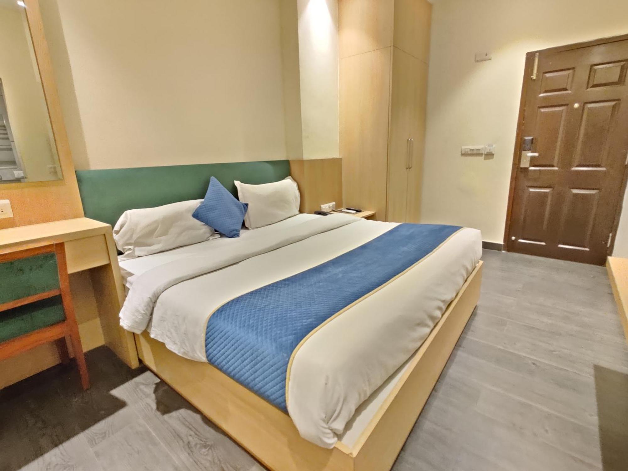 Hotel Dua Grand By Dua Hospitality -300 Meters From Golden Temple 3*