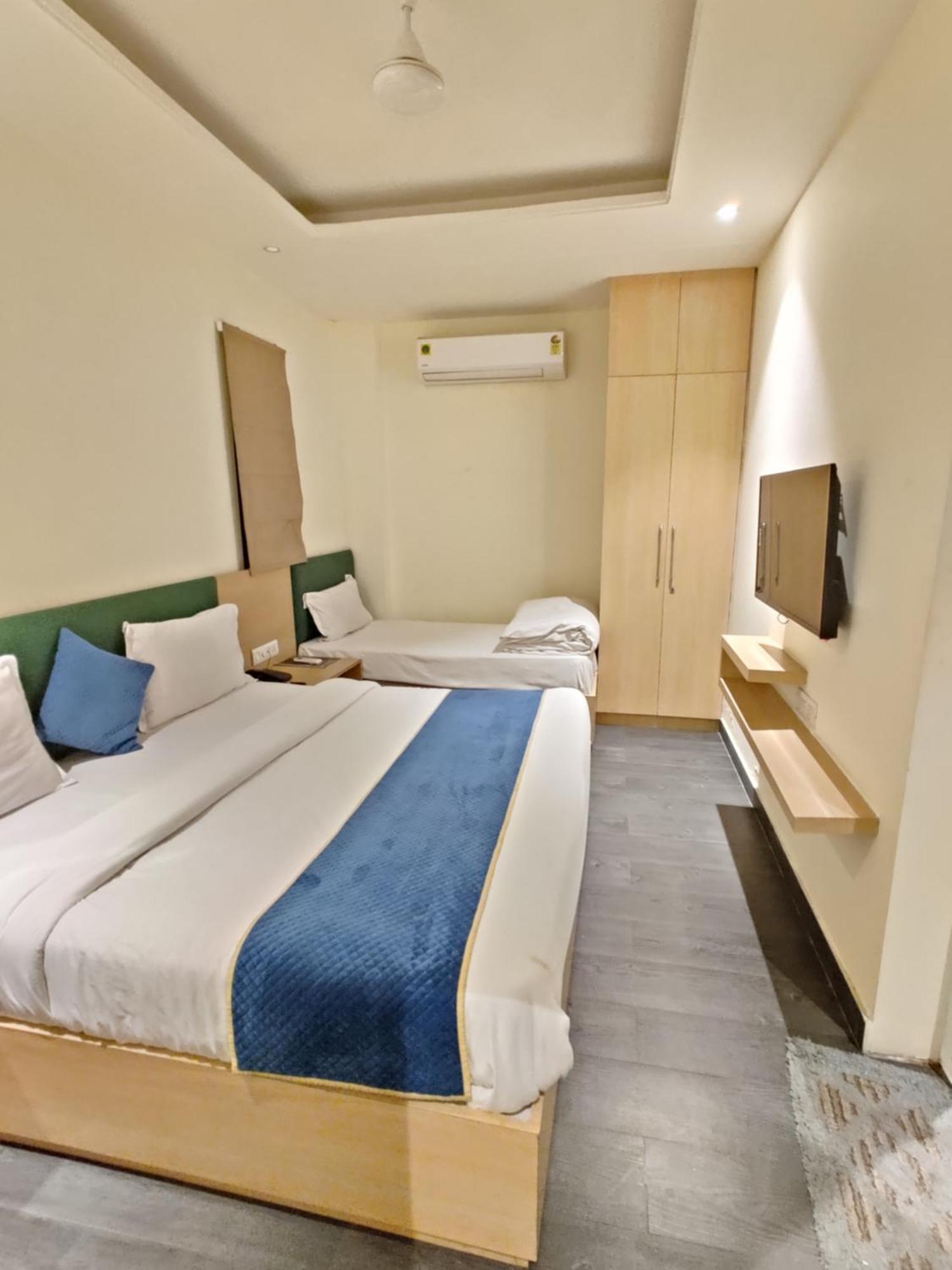 Dua Grand By Dua Hospitality -300 Meters From Golden Temple Hotel Amritsar