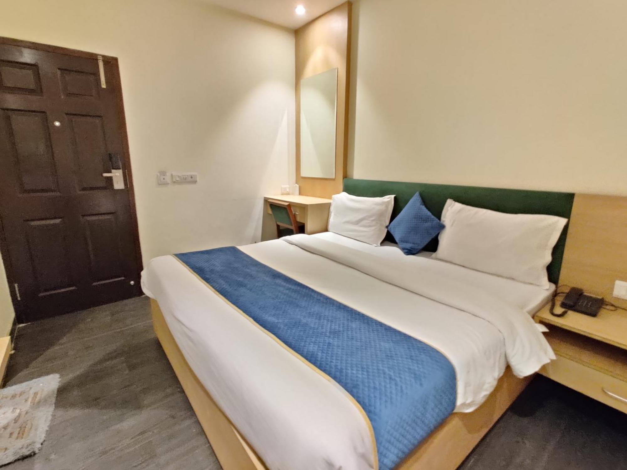 Dua Grand By Dua Hospitality -300 Meters From Golden Temple Hotel 3*