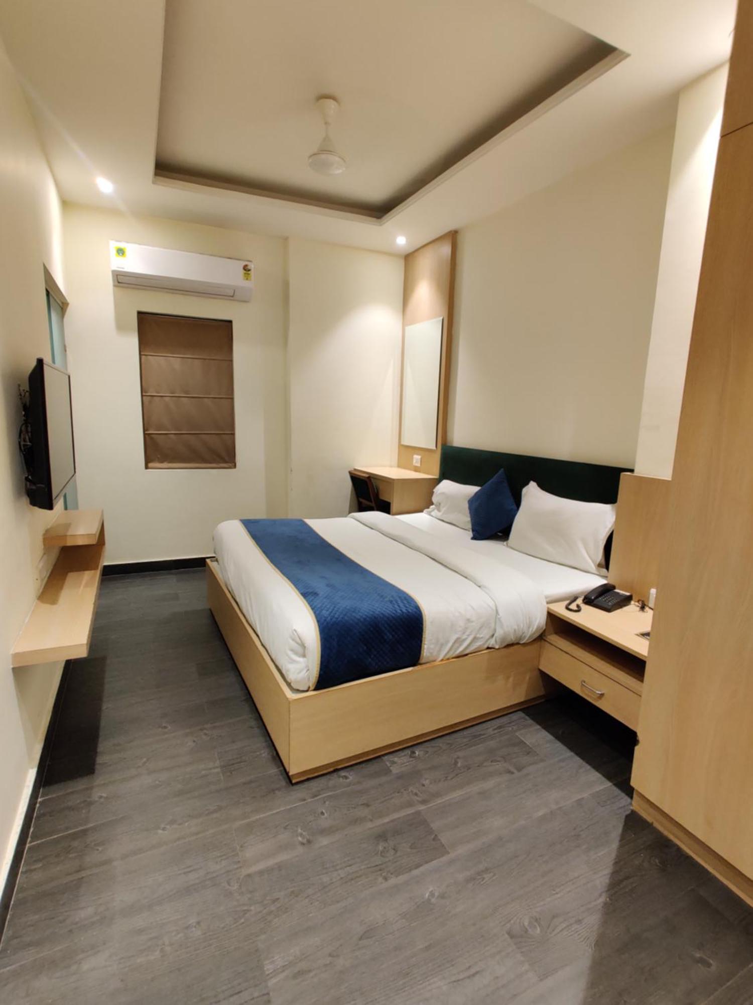 Hotel Dua Grand By Dua Hospitality -300 Meters From Golden Temple Amritsar