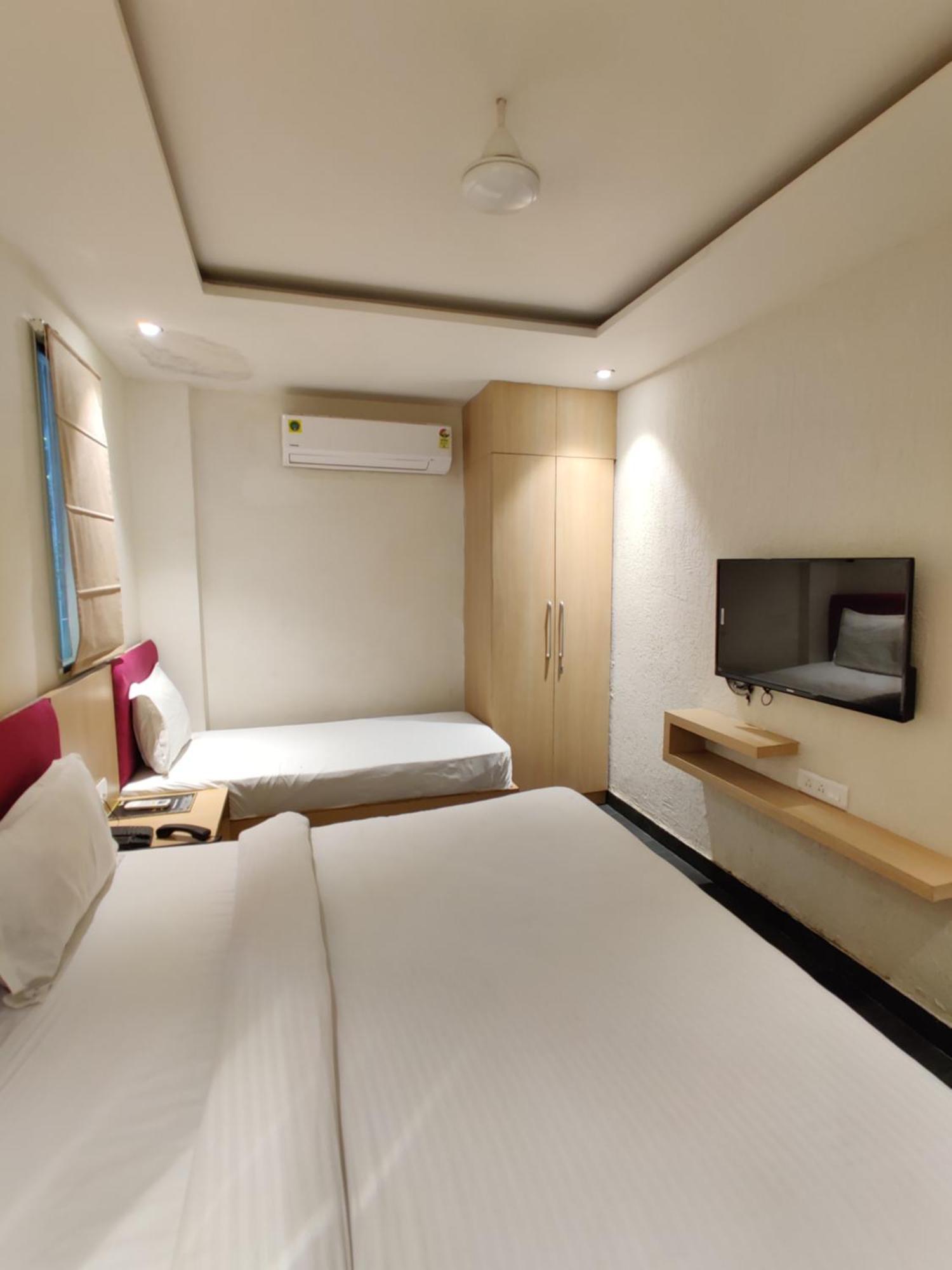 Hotel Dua Grand By Dua Hospitality -300 Meters From Golden Temple 3*