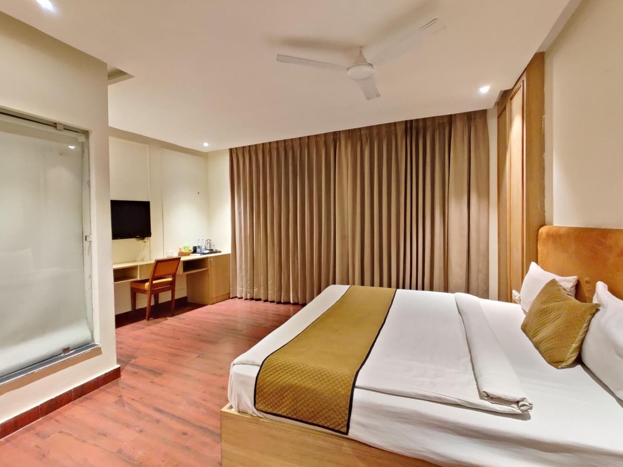 Hotel Dua Grand By Dua Hospitality -300 Meters From Golden Temple Amritsar