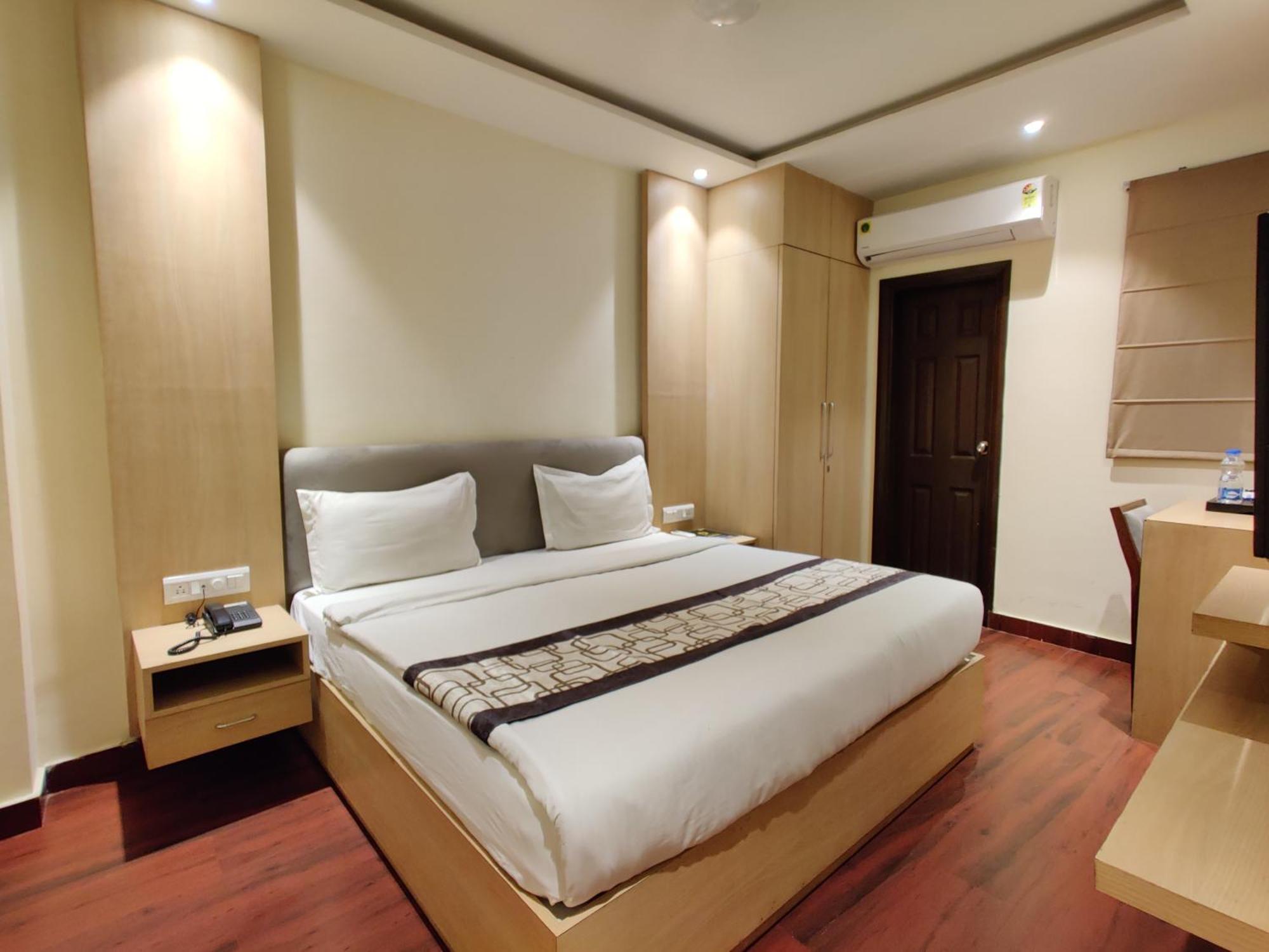 Hotel Dua Grand By Dua Hospitality -300 Meters From Golden Temple Amritsar