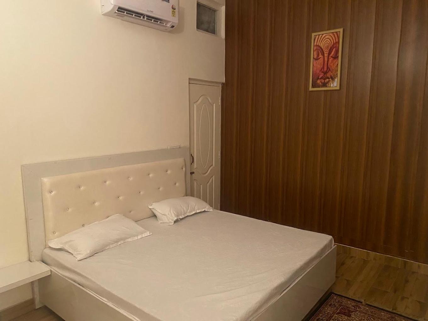 Nirmal - Budget Friendly Near Fortis Hospital And Marriage Palaces Hotel Amritsar