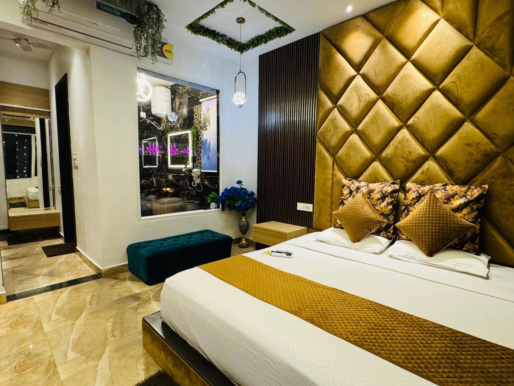 Holidayvilla - 1St Japanese Pod, Rooms & Suites - Green Avenue Amritsar