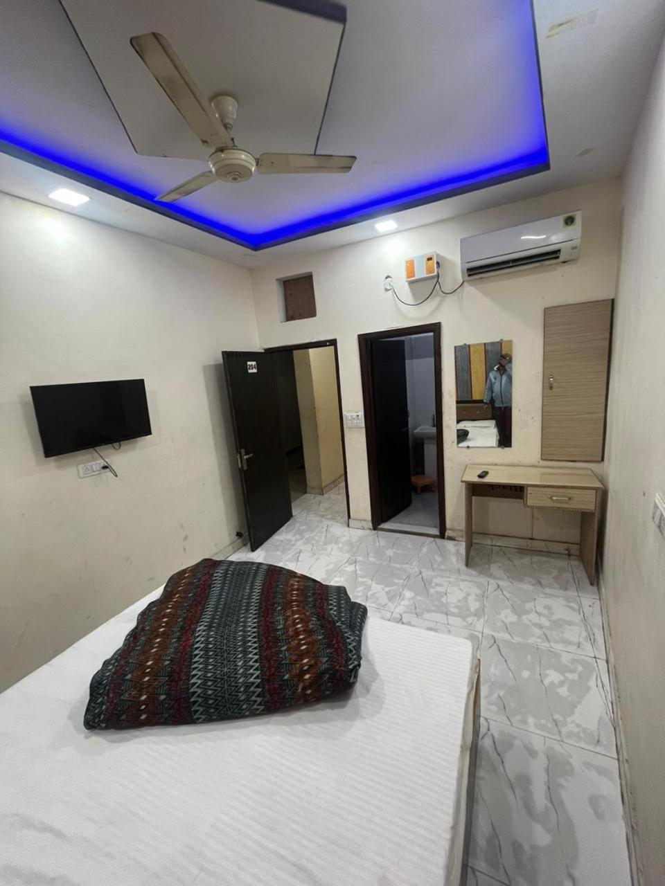 Shri Ganpati Gust House Guest house *