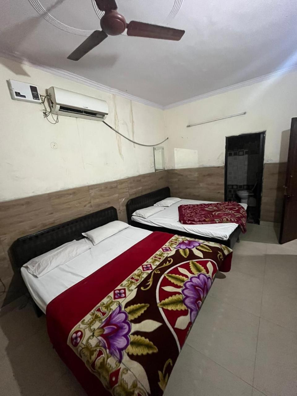 Shri Ganpati Gust House Guest house *