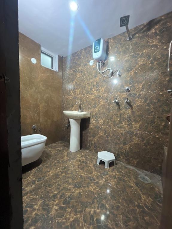 Hotel Tejas Dream House 4 Minute Away From Golden Temple Amritsar