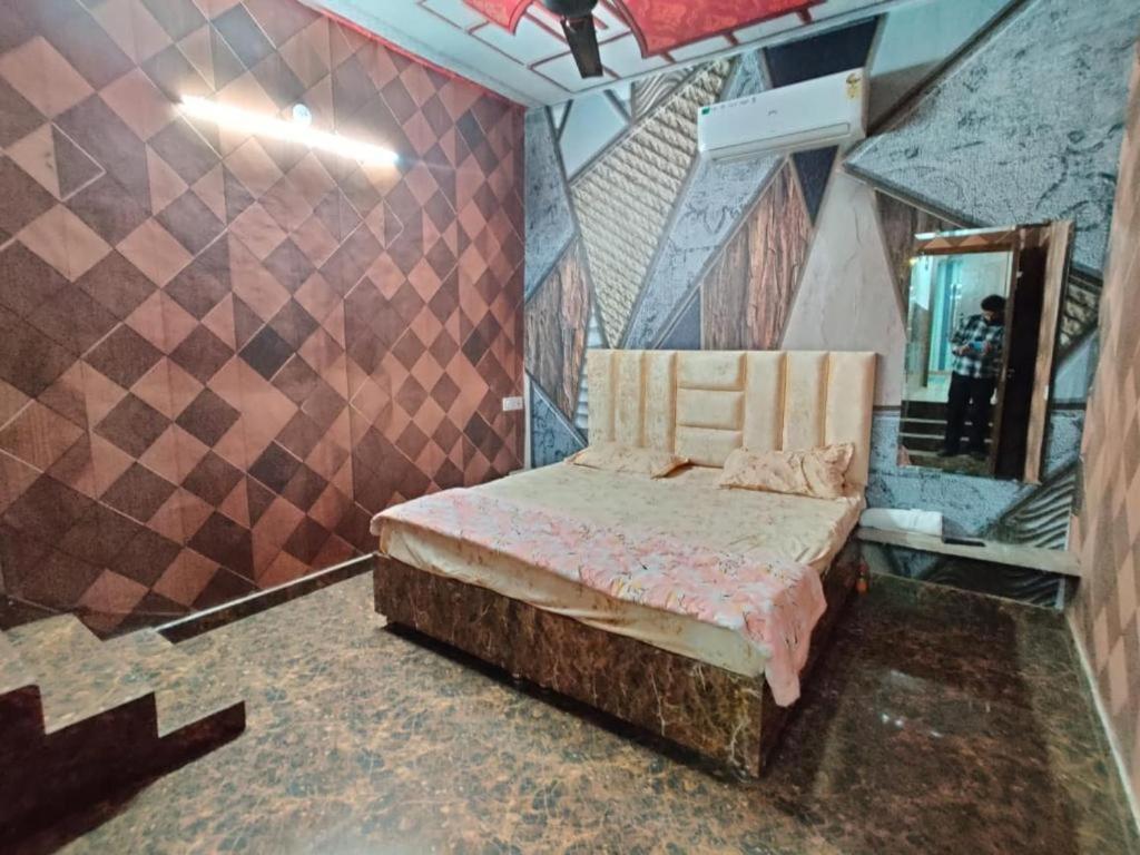Hotel Tejas Dream House 4 Minute Away From Golden Temple 3*