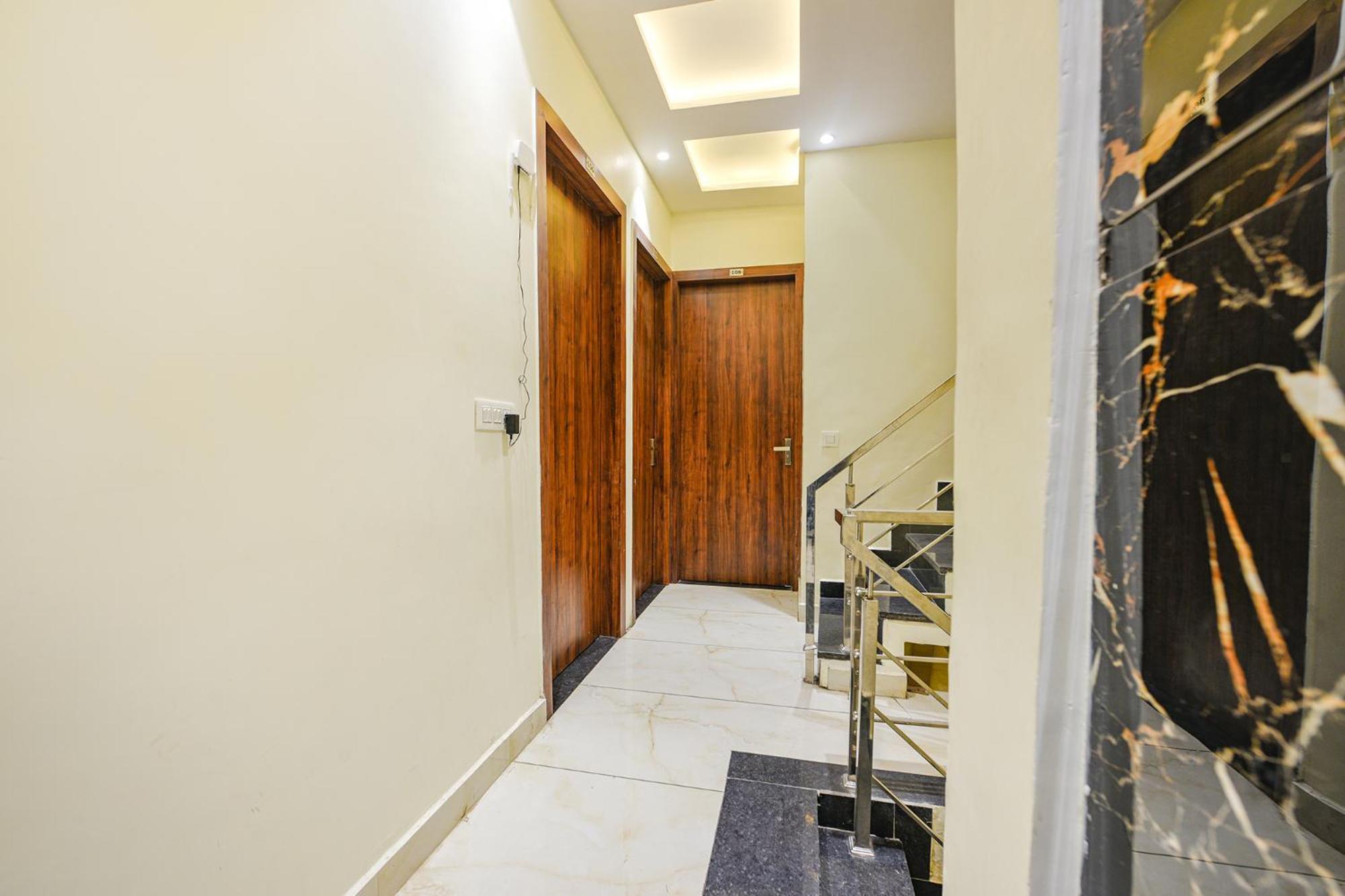 Hotel Fabhotel Dm Residency Amritsar
