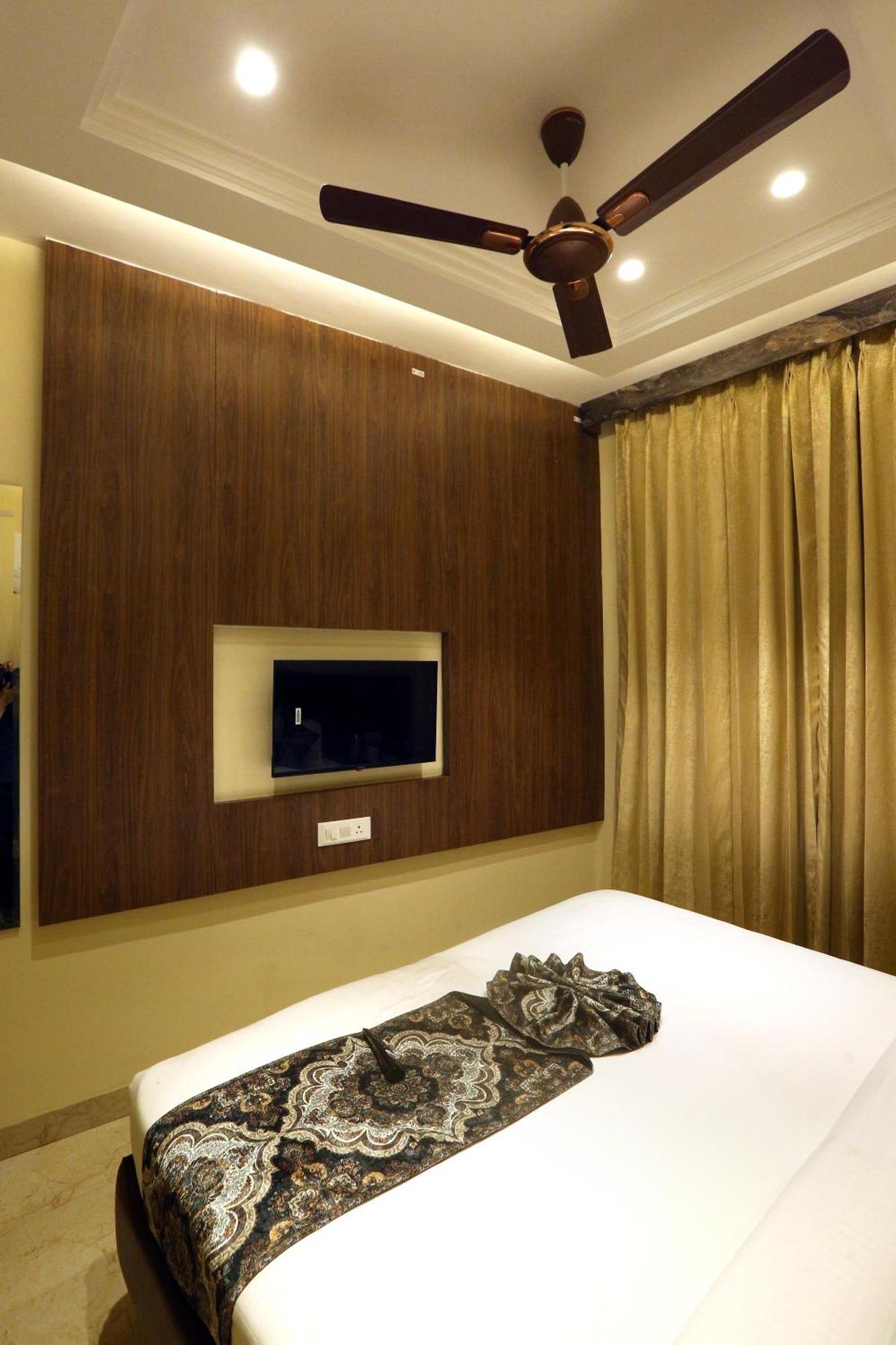 Gc Grand Hotel