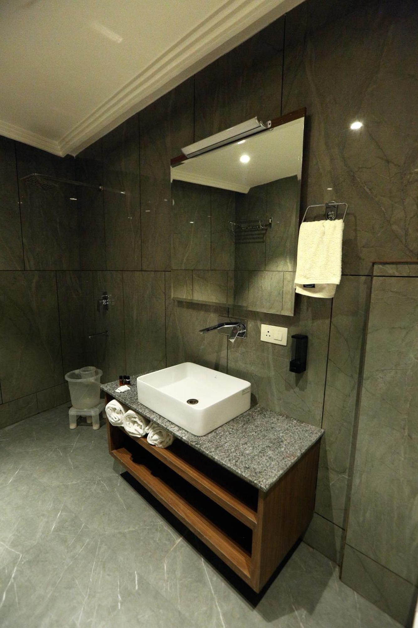 Hotel Gc Grand 3*