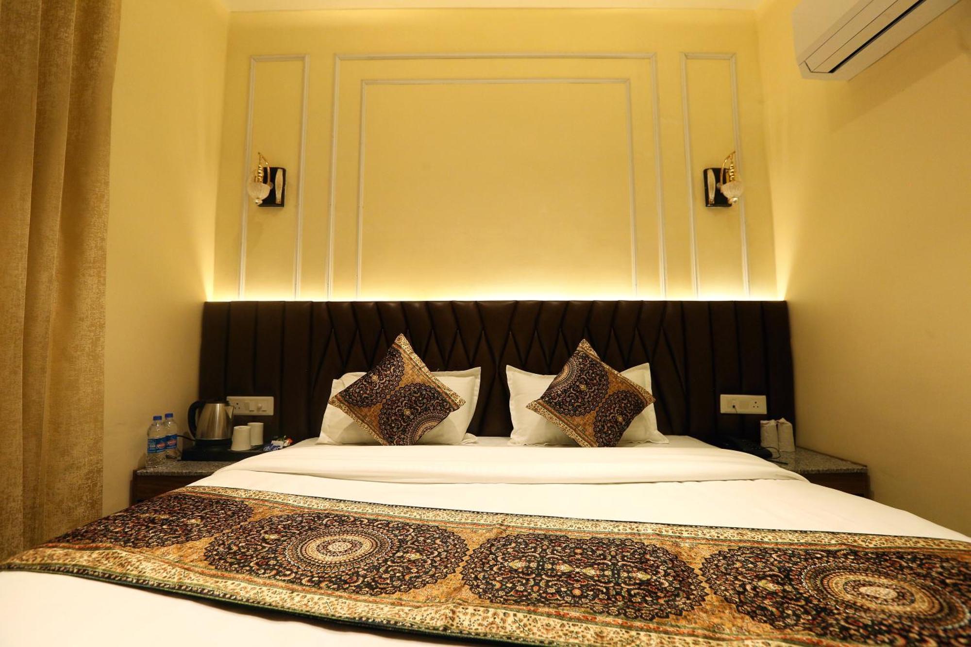 Hotel Gc Grand 3*