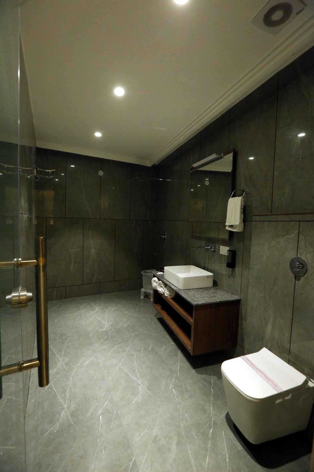 Gc Grand Hotel