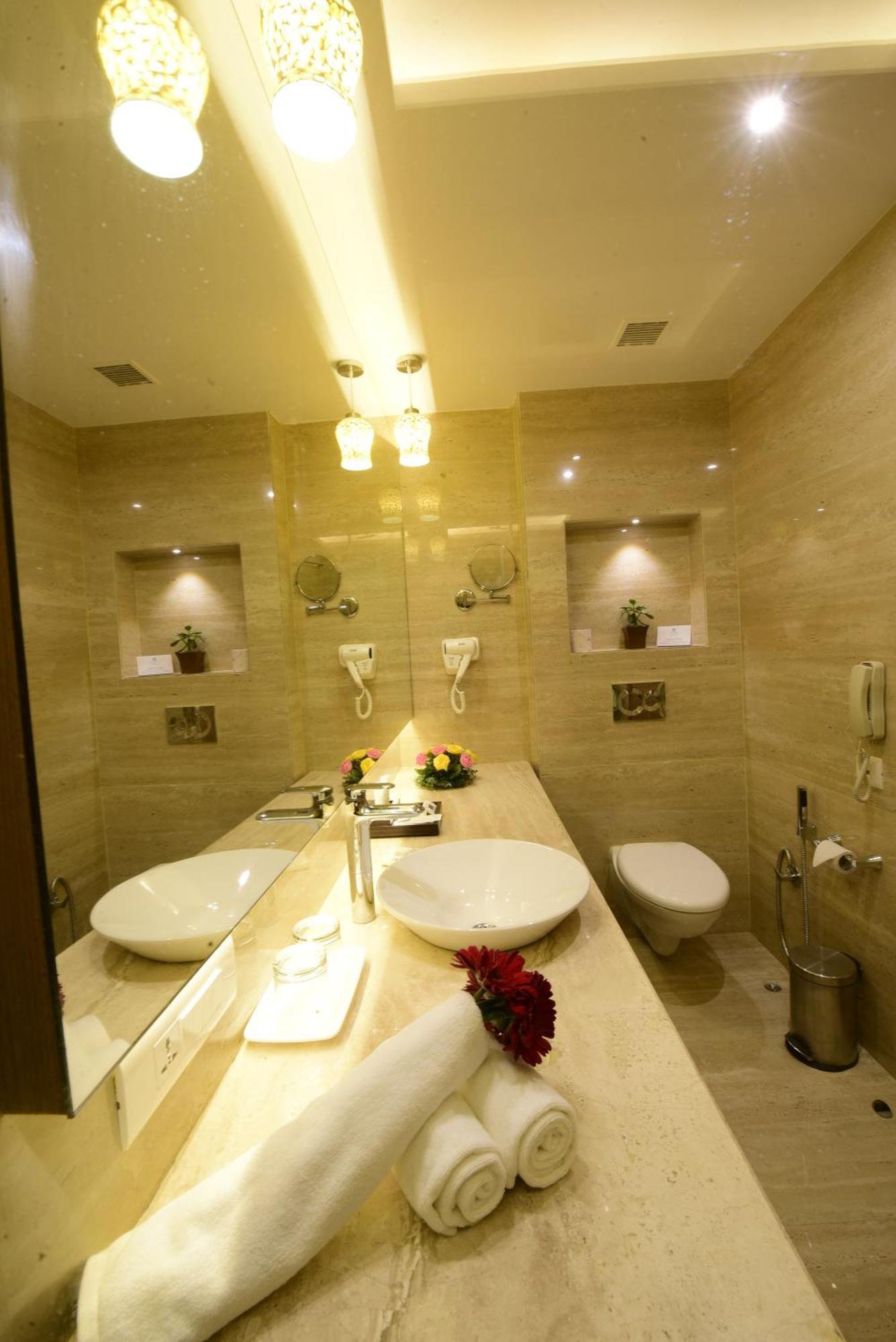 Surestay By Western Hotel Amritsar