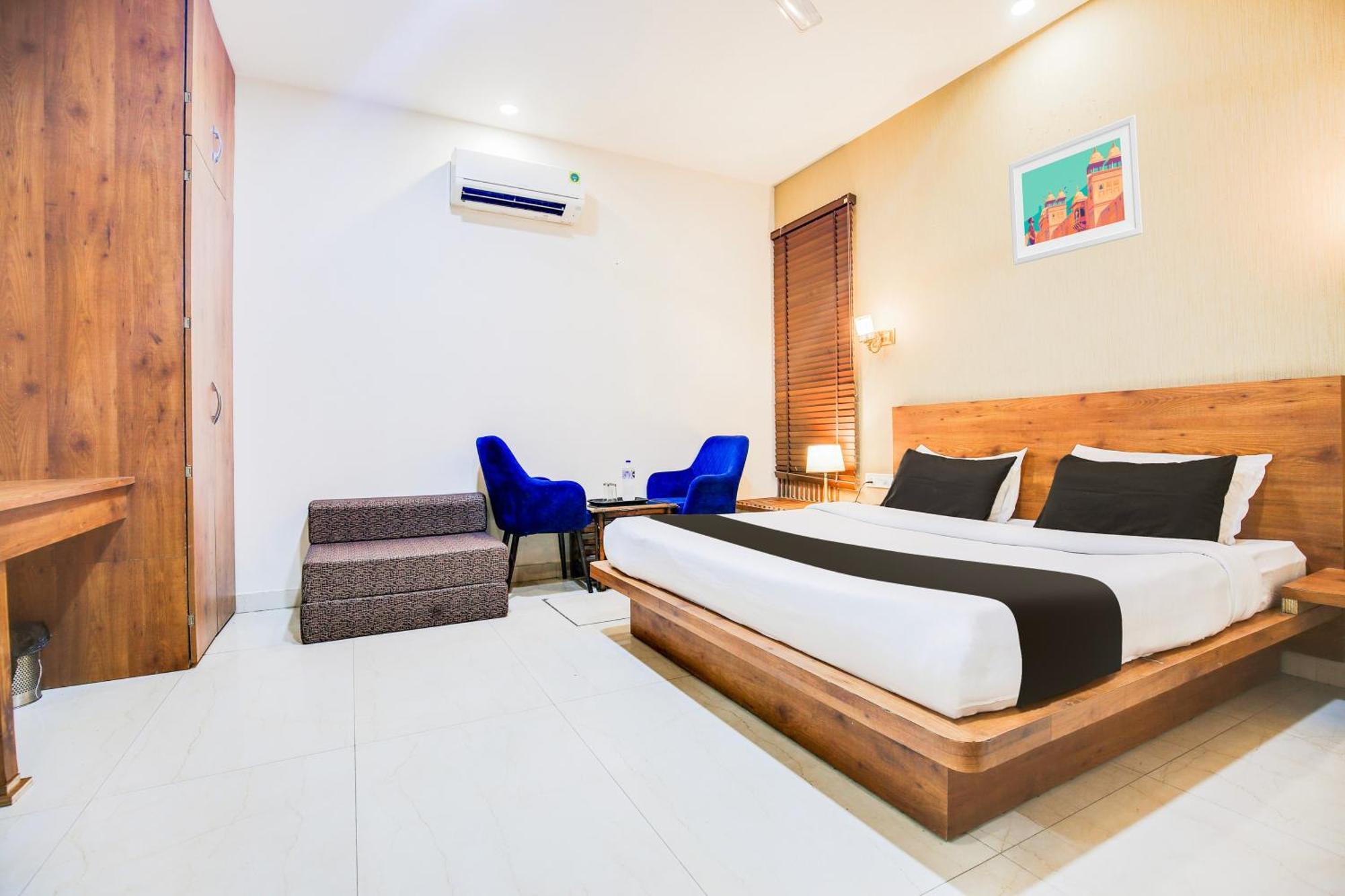 Super Townhouse Grand Fortune Hotel