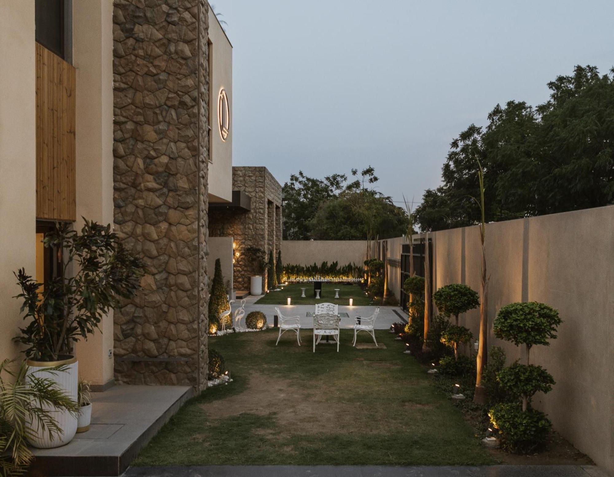 Luxury Lofts Hotel 4*