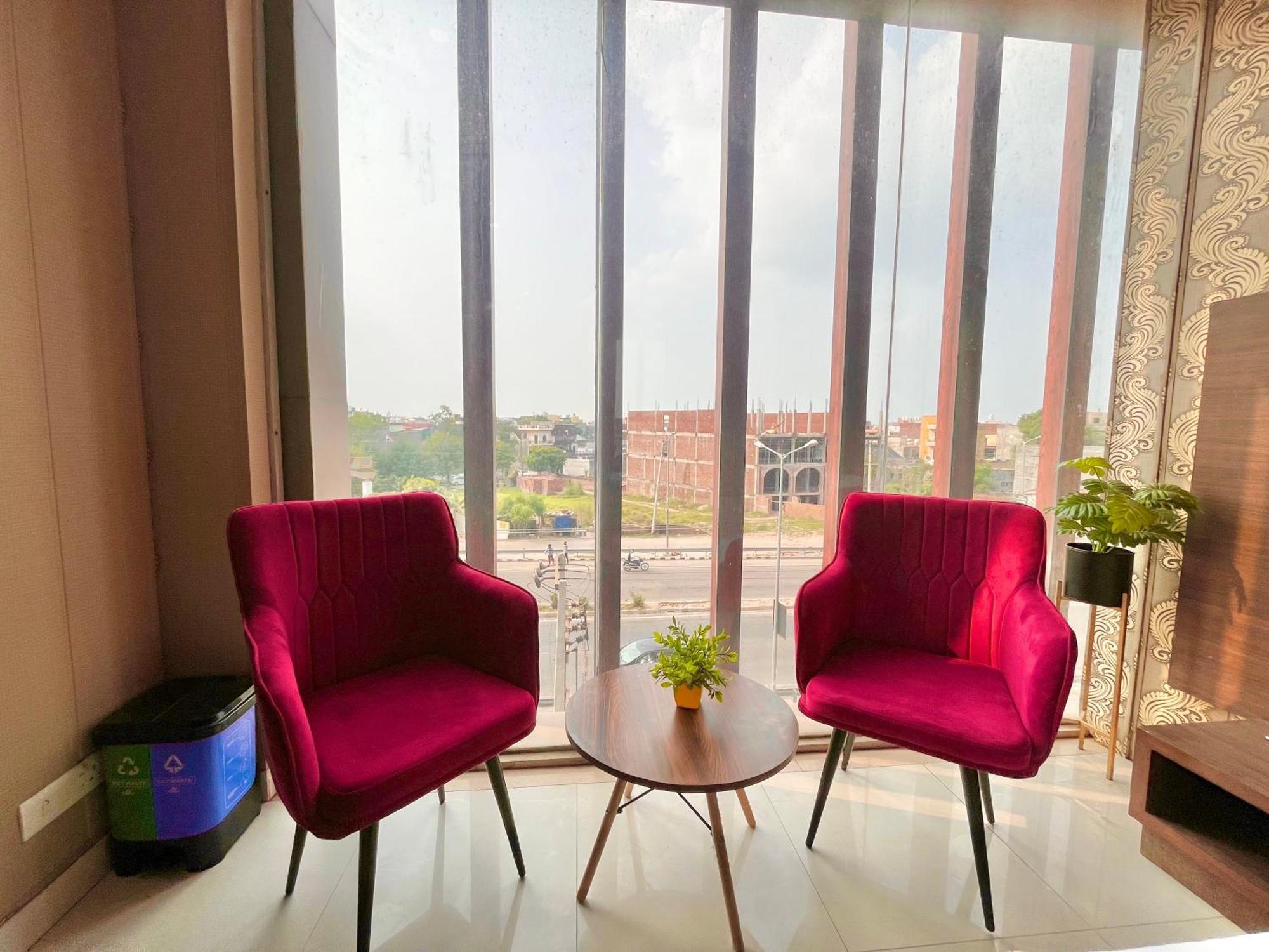 View With Swimming Pool - Best Selling In Near Golden Temple