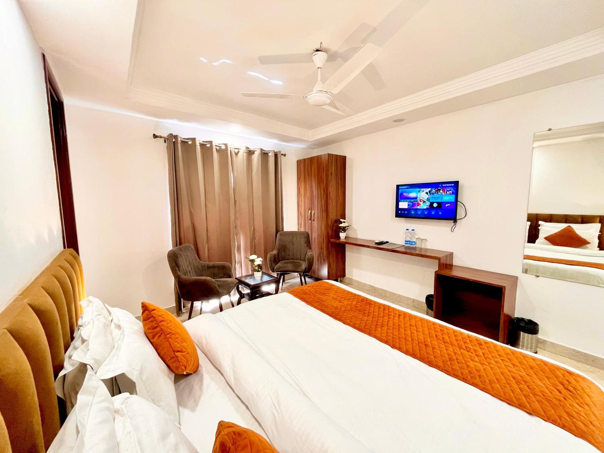 View With Swimming Pool - Best Selling In Near Golden Temple Hotel Amritsar
