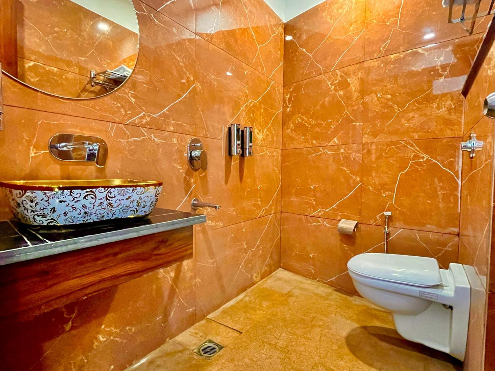 View With Swimming Pool - Best Selling In Near Golden Temple Amritsar