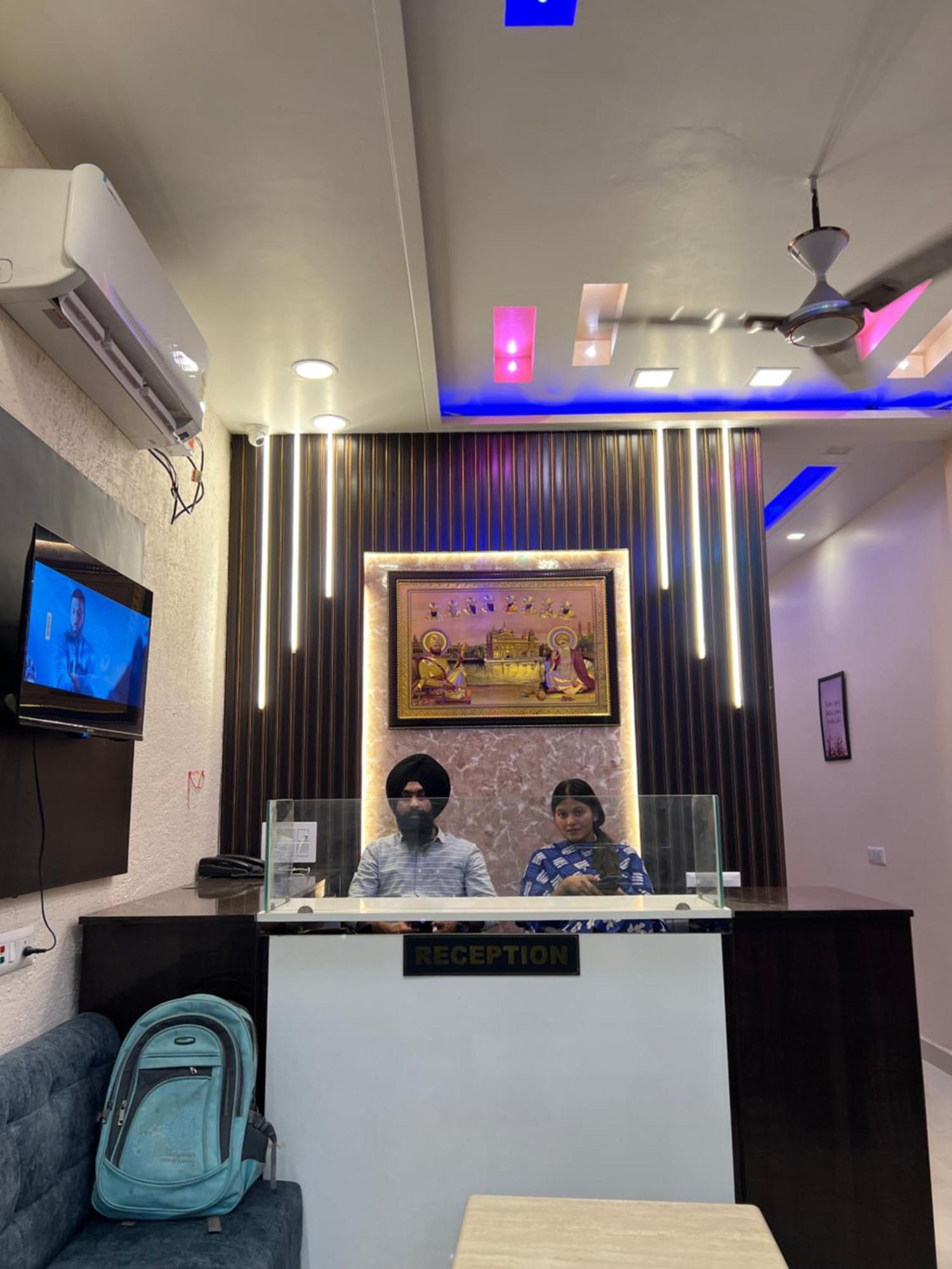 Coastal Royale Hotel 3*