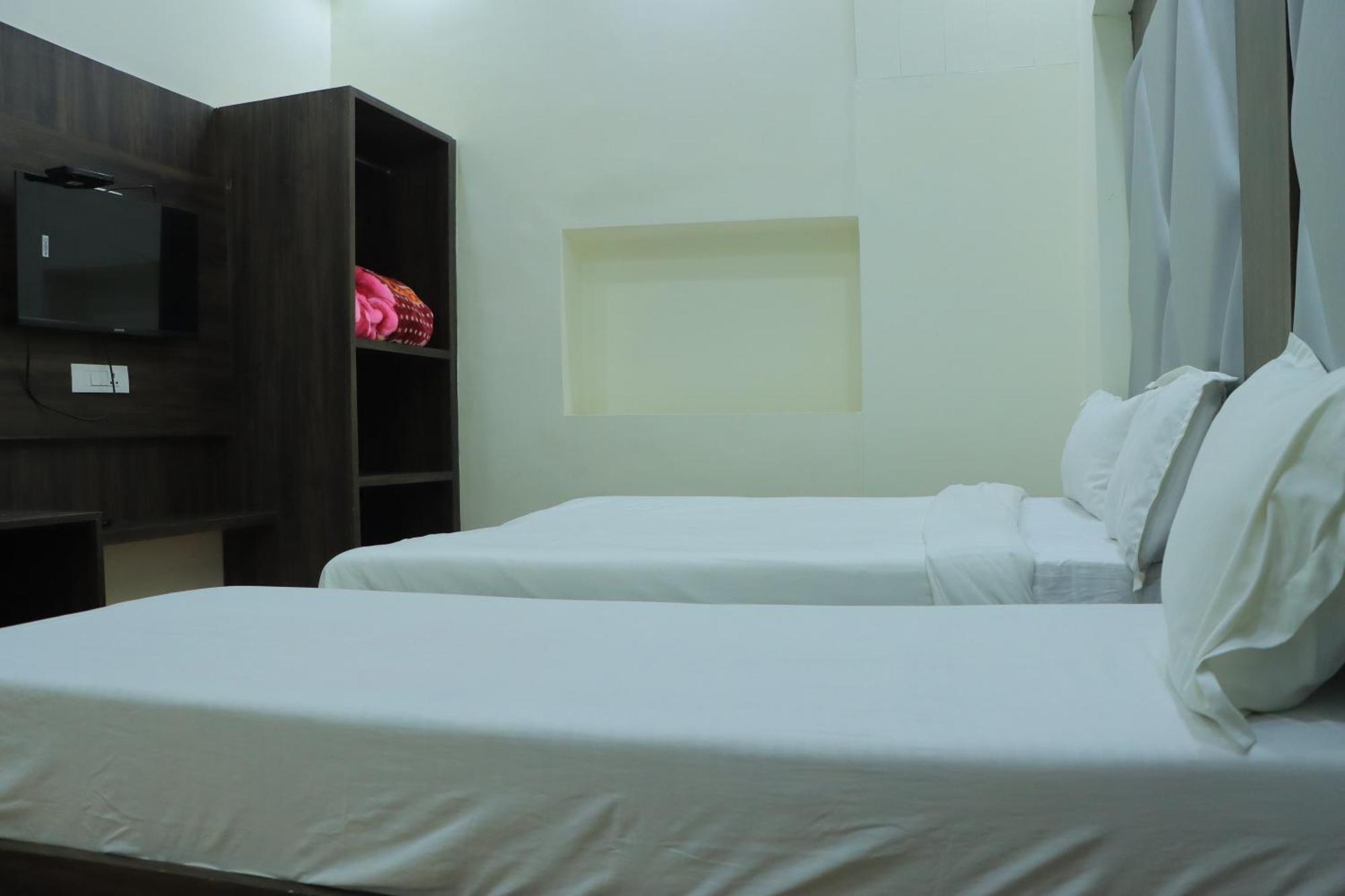 Novelty Hotel Amritsar