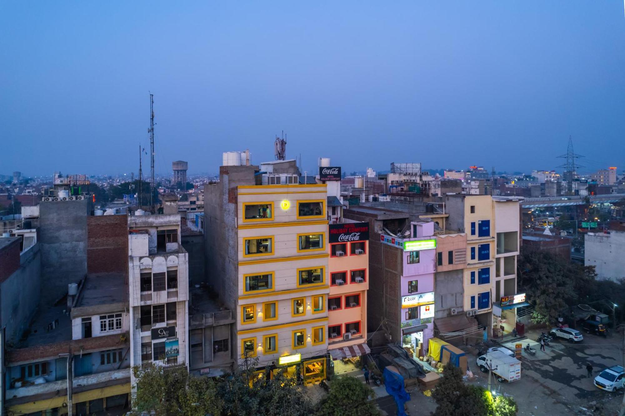 The Amritsar, Near Golden Temple Hostel