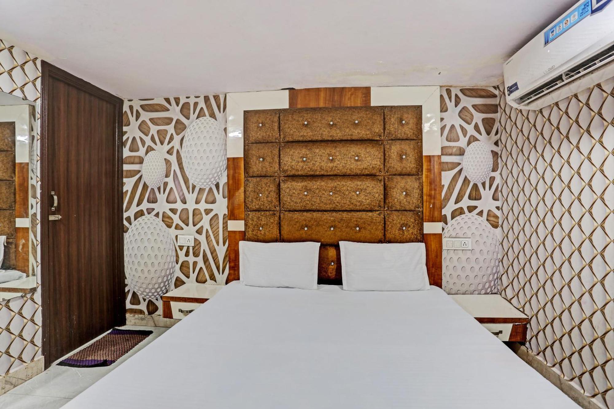 O Saffron Night Hotel Amritsar