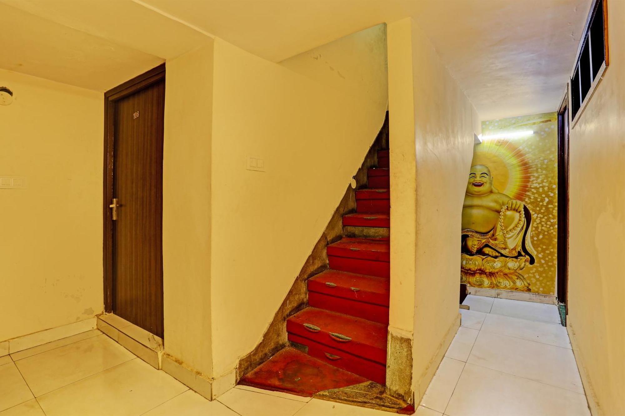 Hotel O Saffron Night 4*