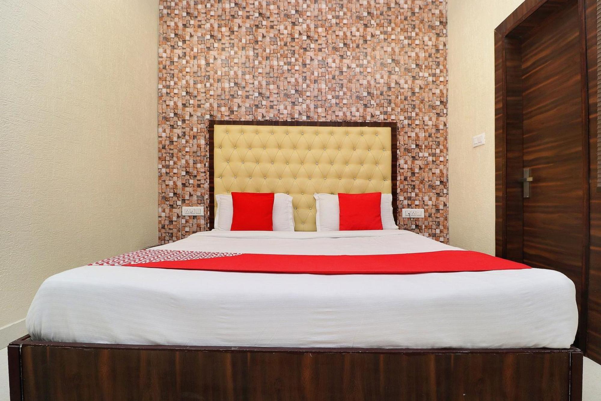 Hotel O Azaad Lifestyle