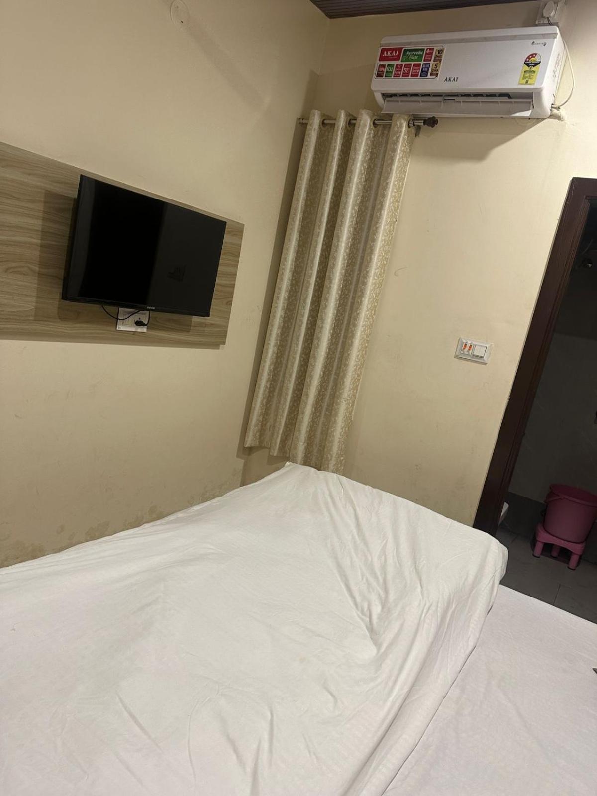 Royal Stars Hotel 3*