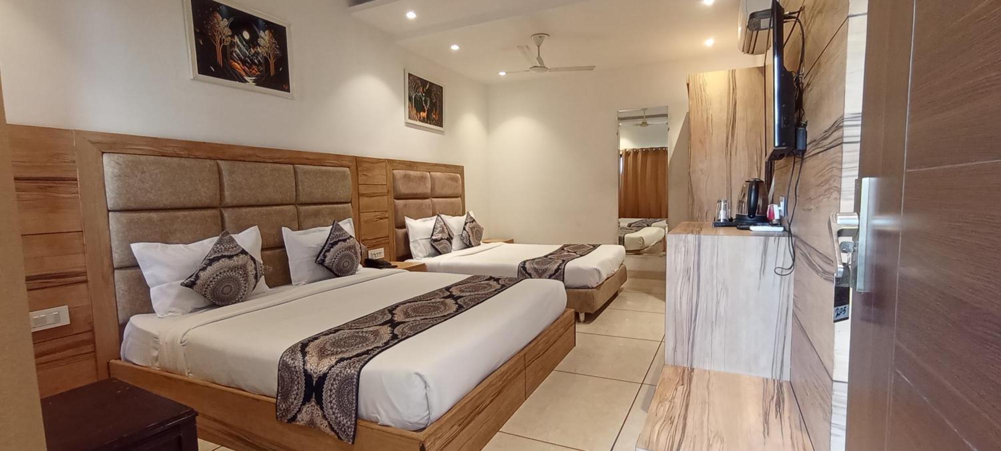 Hotel Exotic - 5 Min Walk From Golden Temple Amritsar