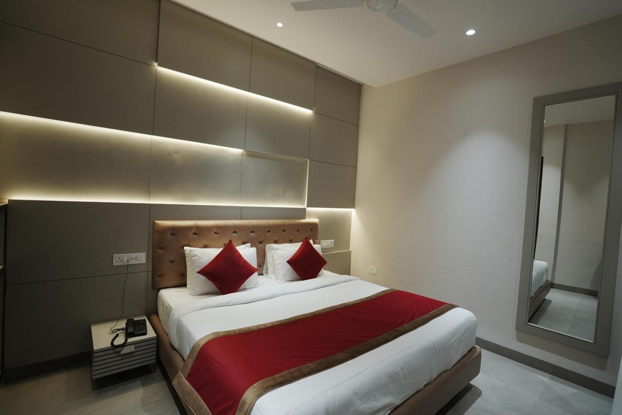Moon Just 2 Min Walk From Golden Temple & Jallianwala Bagh 3* Amritsar