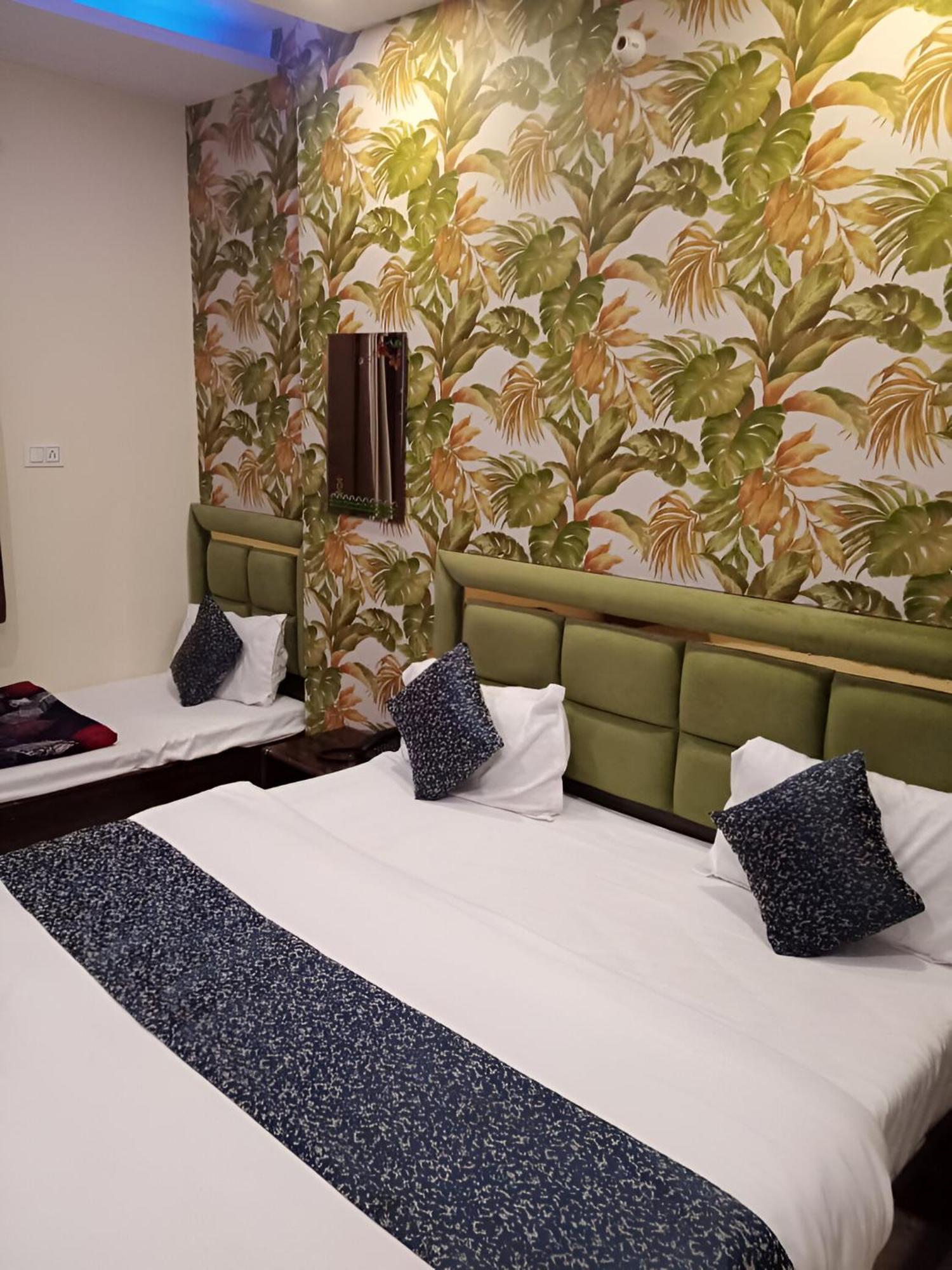 Sahib By Grb Hotel 3*