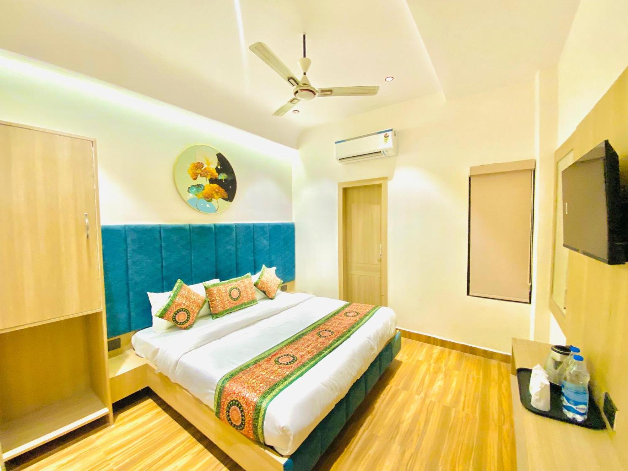Park Plaza Near Golden Temple 3*