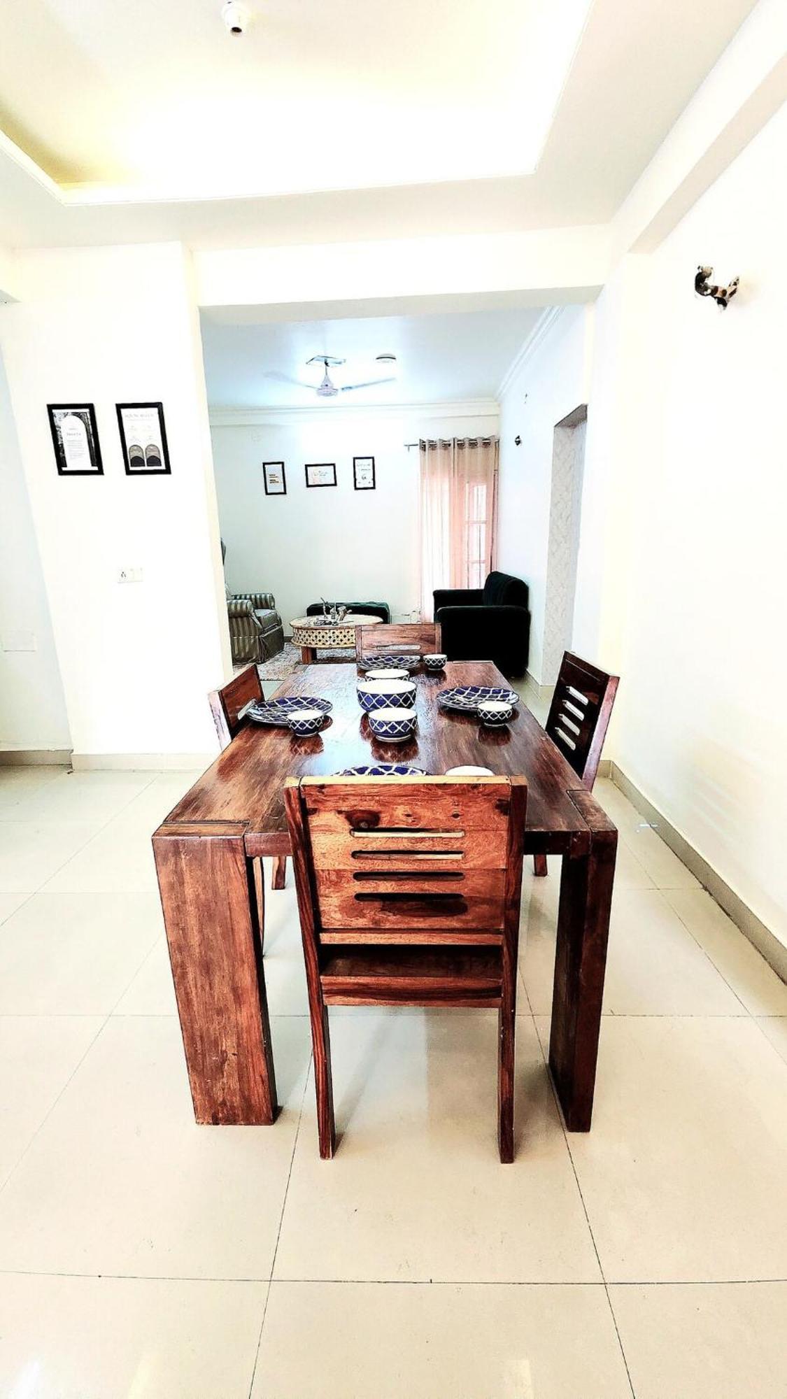 Cozy 3 Bedroom With Location Apartment