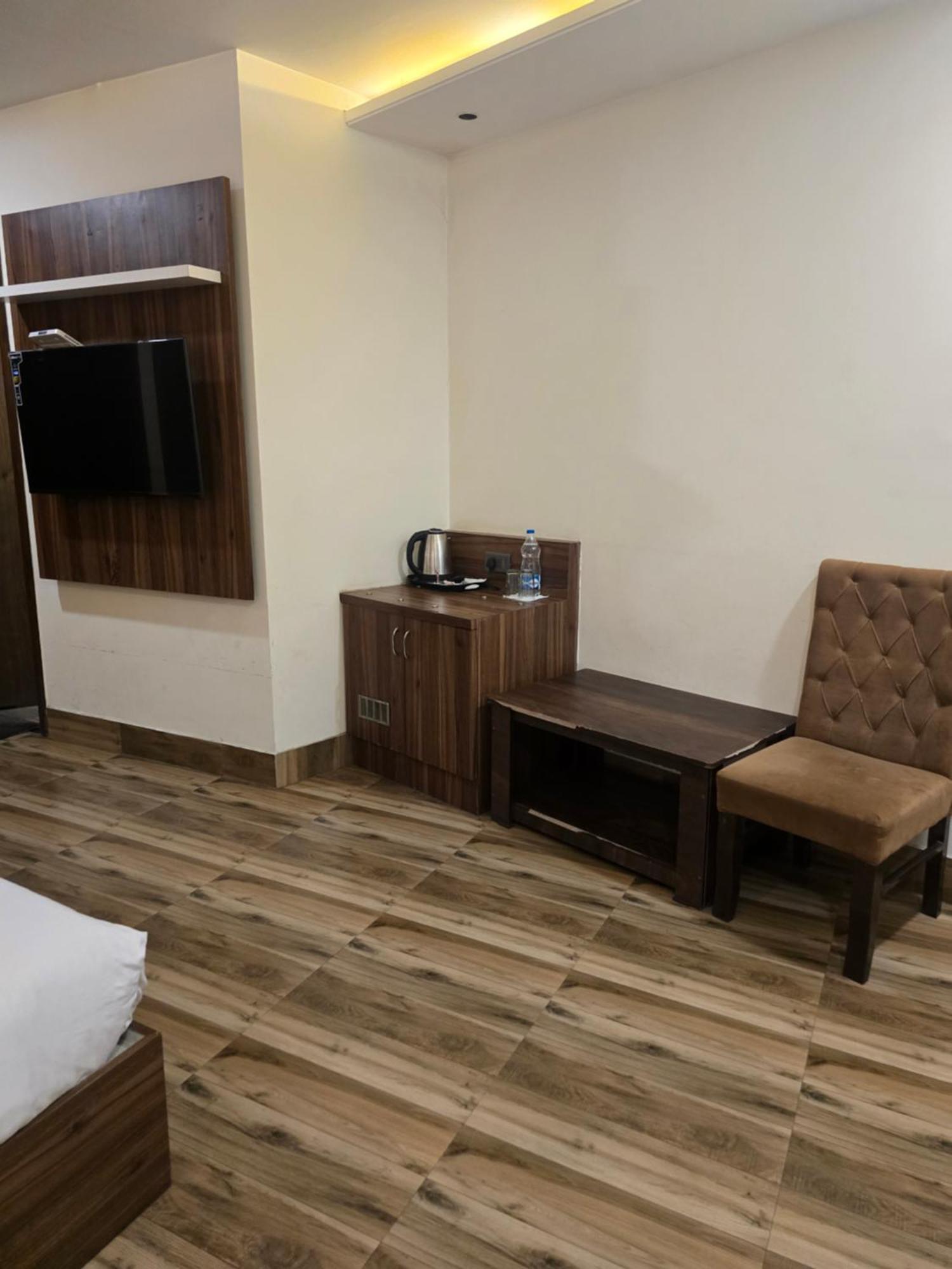 Hotel Blueberry Amritsar