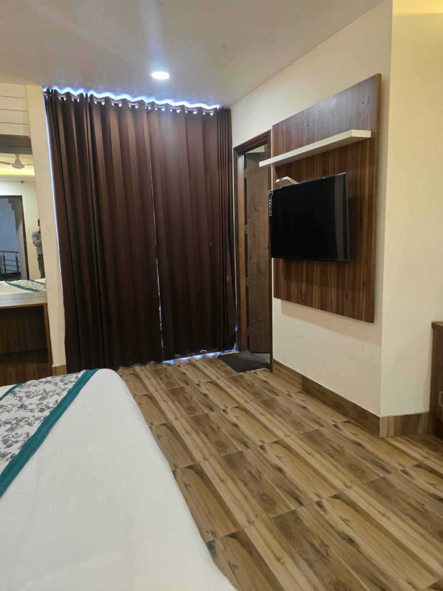 Blueberry Hotel 4*