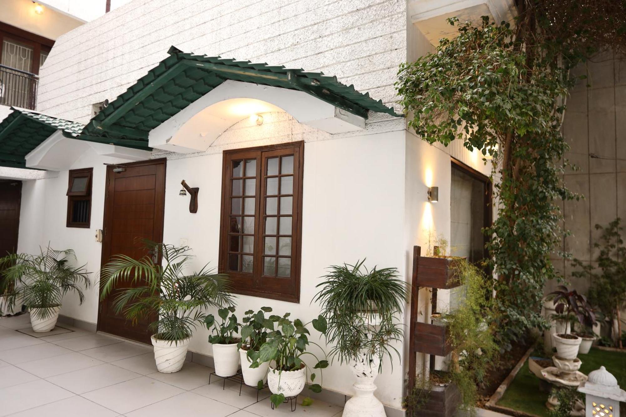 Bed & Breakfast The Bougainvillea