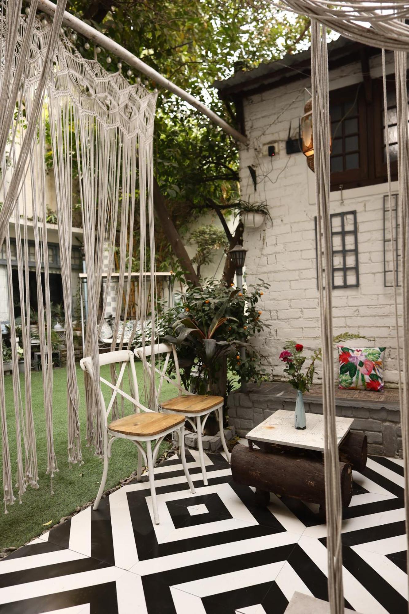 Bed & Breakfast The Bougainvillea