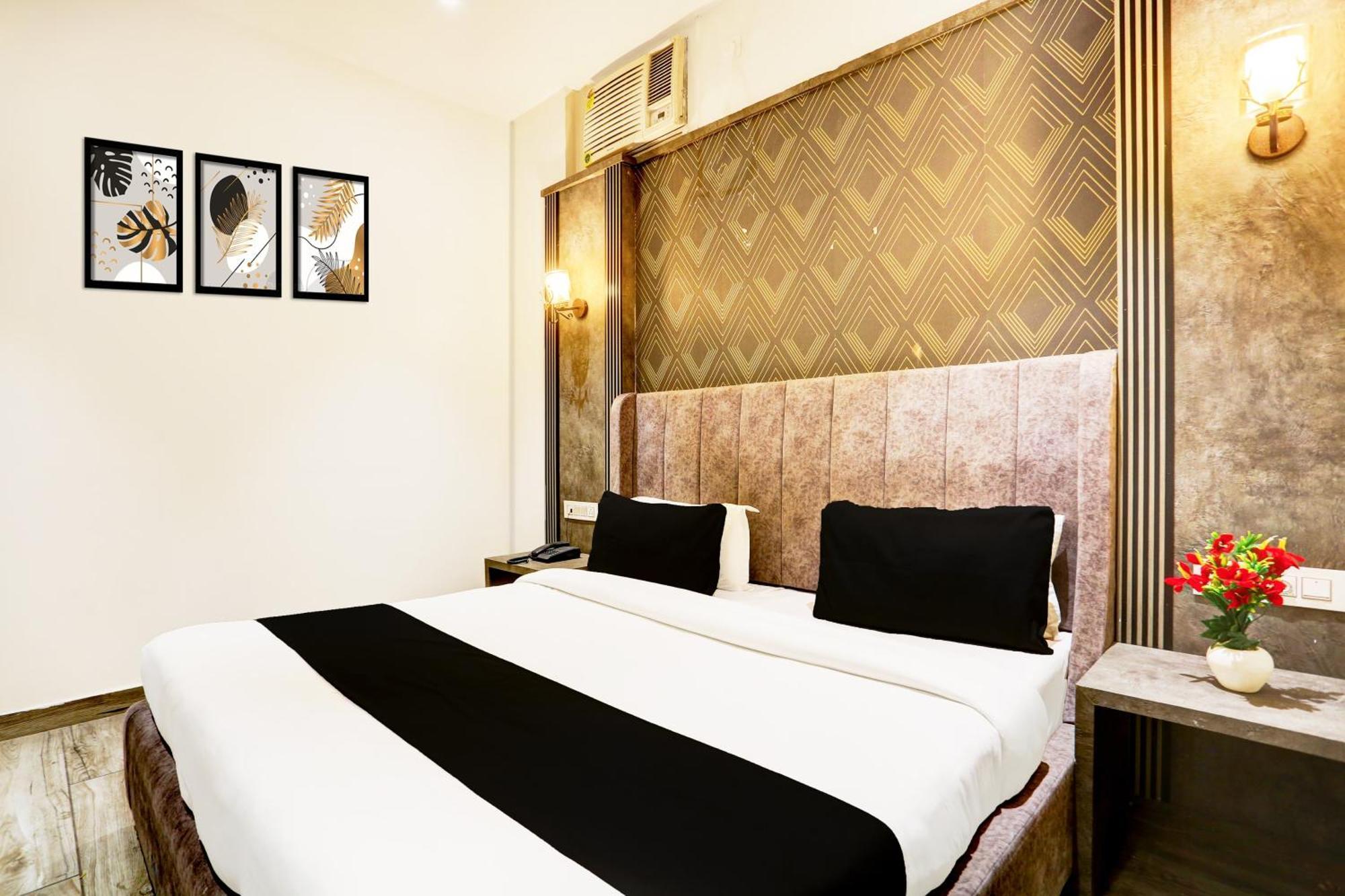 Hotel Super Collection O Near Bus Stand Amritsar