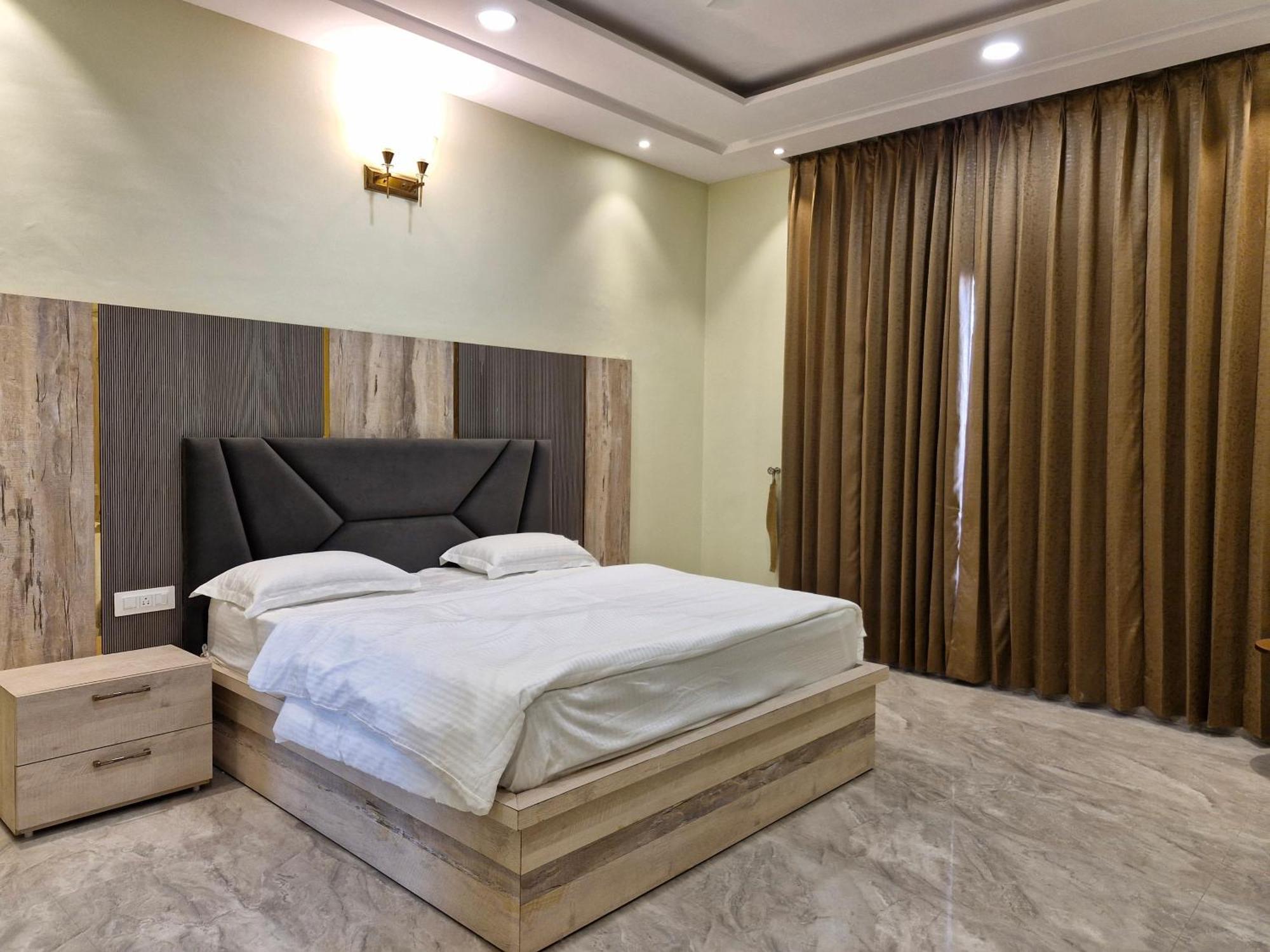 La Maison Luxury *