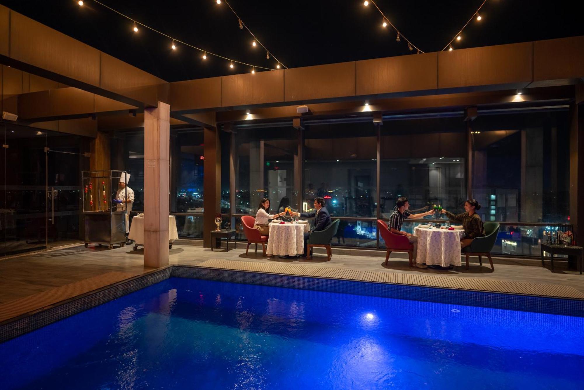 Courtyard By Marriott 5*