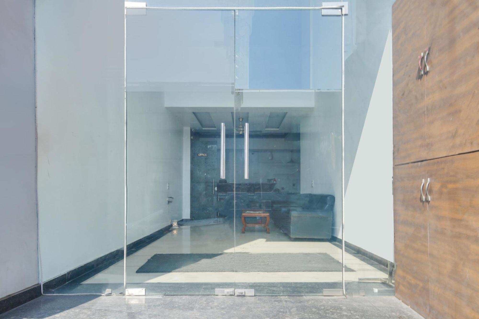 Super Collection O Near Railway Station Hotel Amritsar