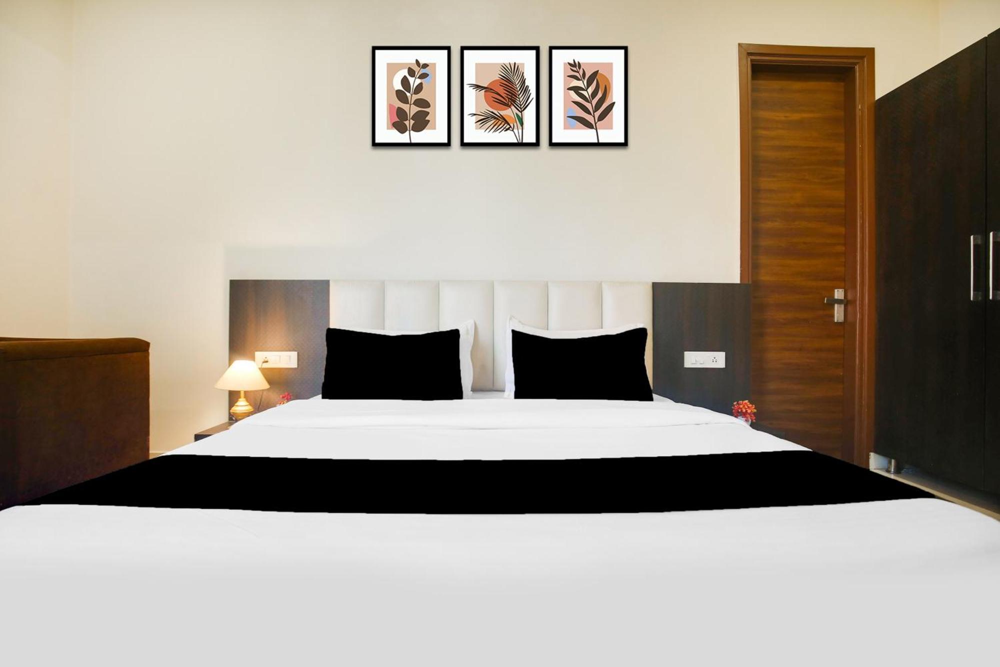 Hotel Super Collection O Near Railway Station Amritsar